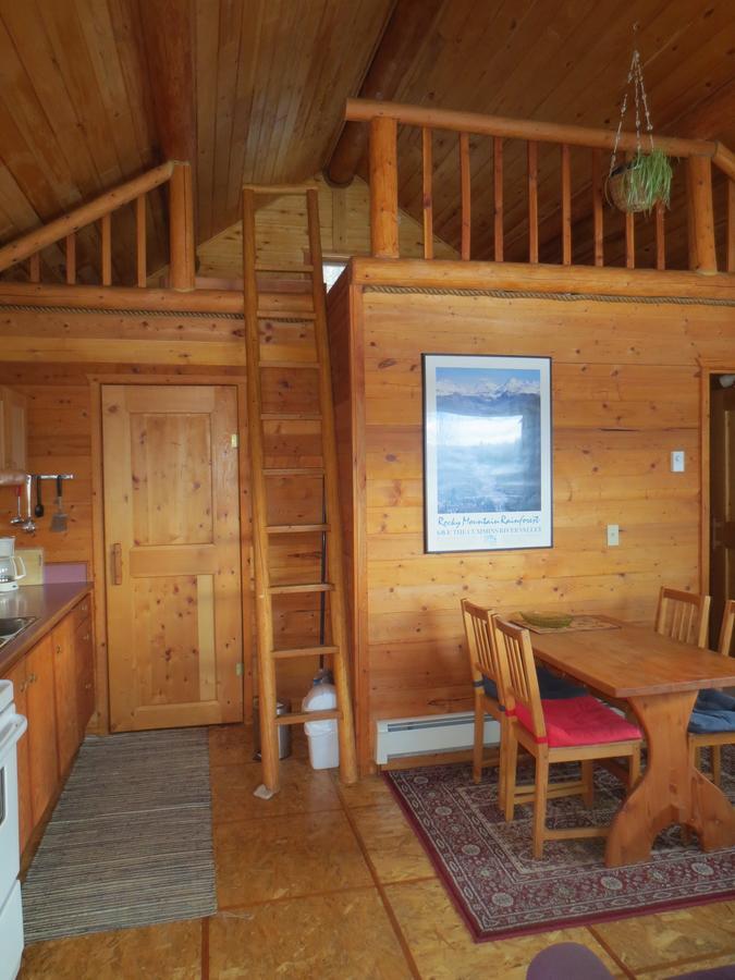 Blaeberry Mountain Lodge Golden Exterior foto
