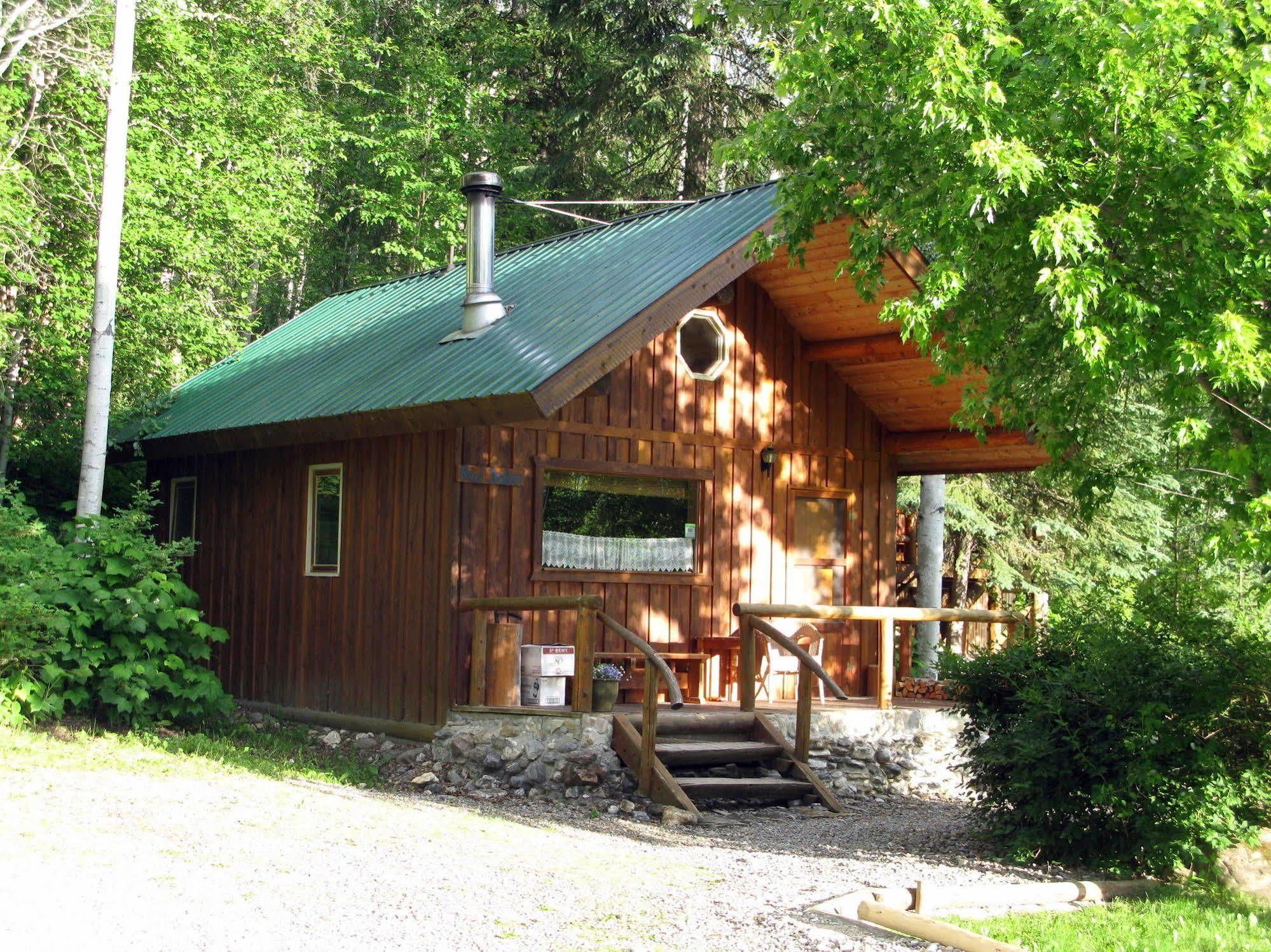 Blaeberry Mountain Lodge Golden Exterior foto